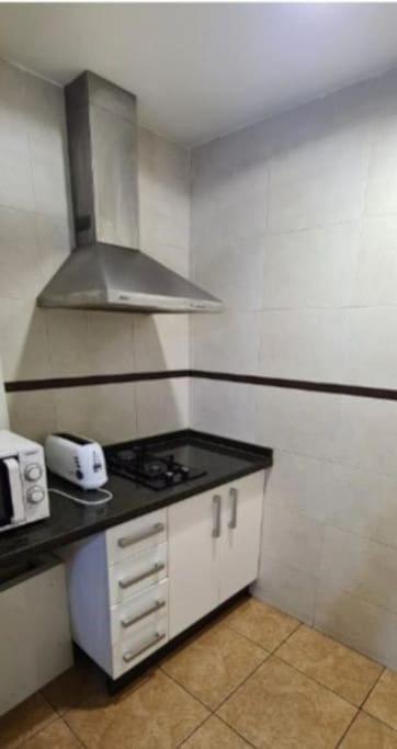 Corrala De San Anton. Sencillo Apartamento En Pleno Centro Grenade Extérieur photo