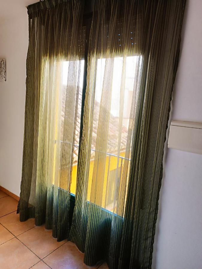 Corrala De San Anton. Sencillo Apartamento En Pleno Centro Grenade Extérieur photo